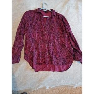 Rock & Republic Black Rose Floral Print women's blouse. L/s shirt. Sz. Med.